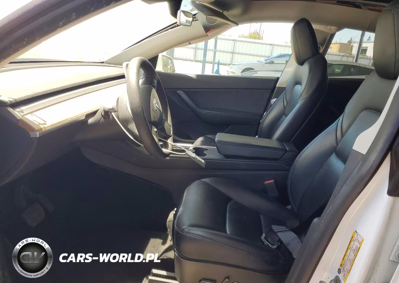 2021 Tesla Model Y VIN:5YJYGAEE4MF258540 - 7