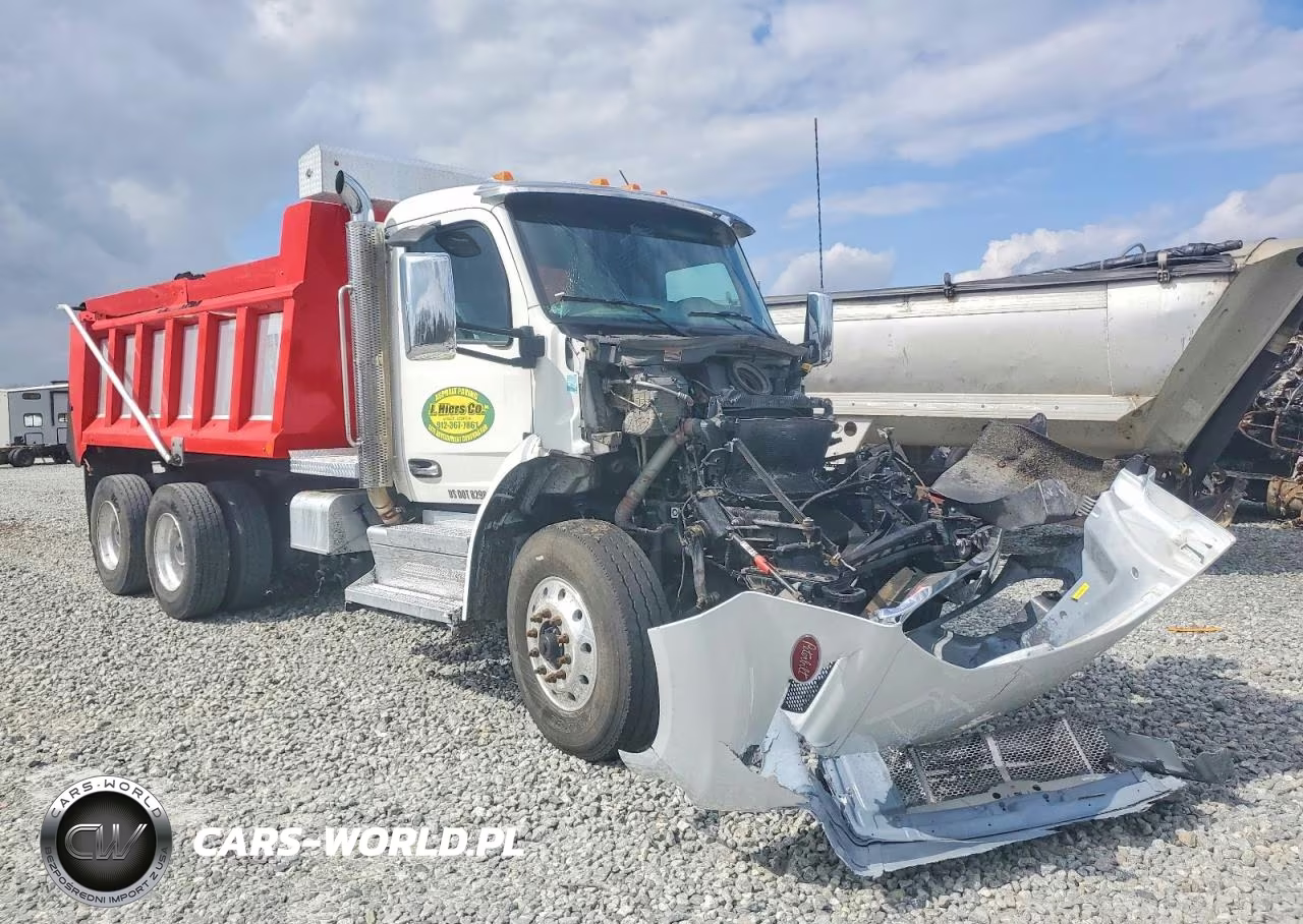 2025 Peterbilt 548 Dump Truck