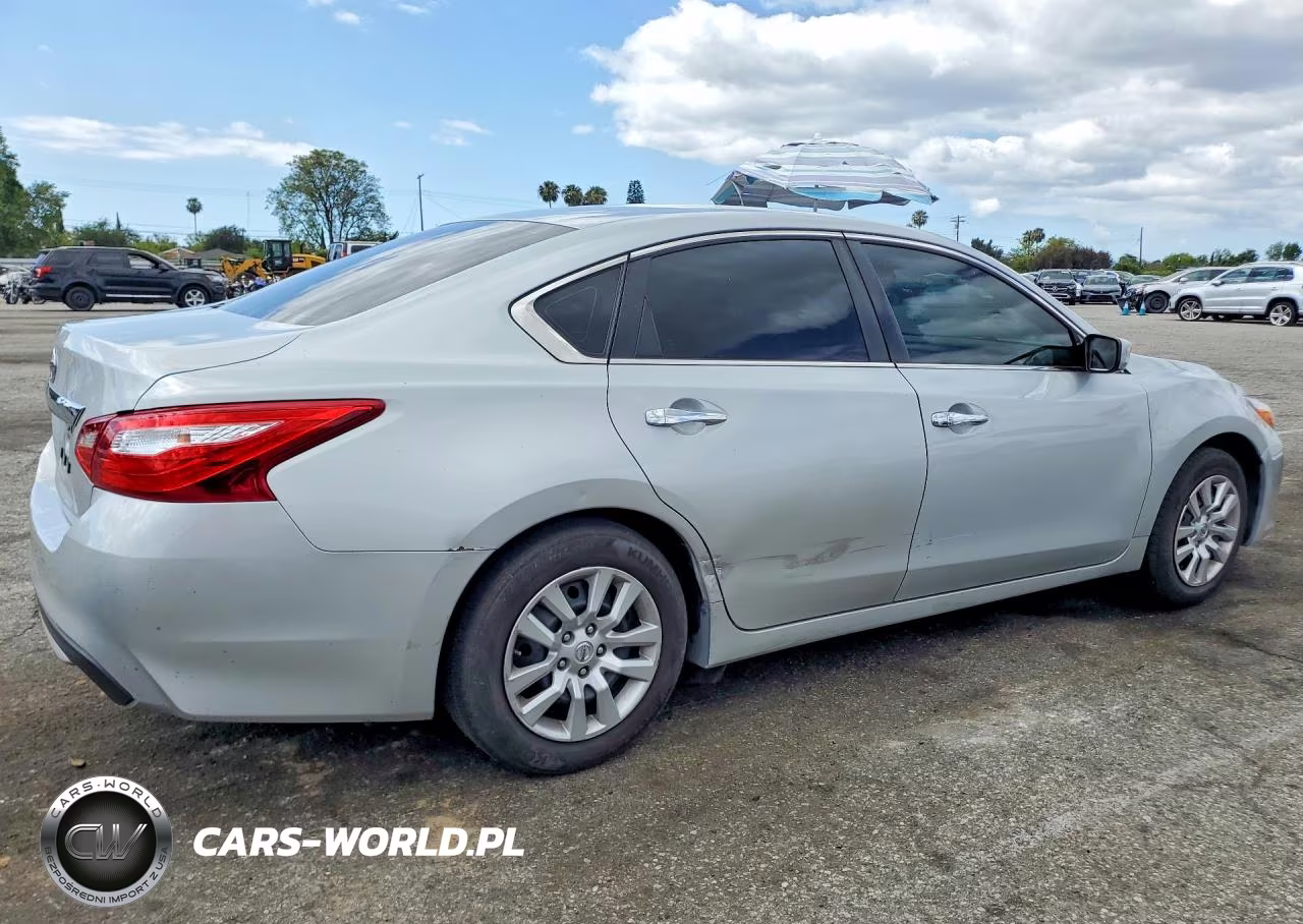 2017 Nissan Altima 2.5 S VIN:1N4AL3AP9HN345234 - 3