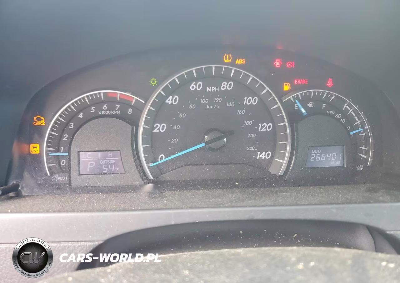 2012 Toyota Camry Xle VIN:4T4BF1FK8CR218823 - 9