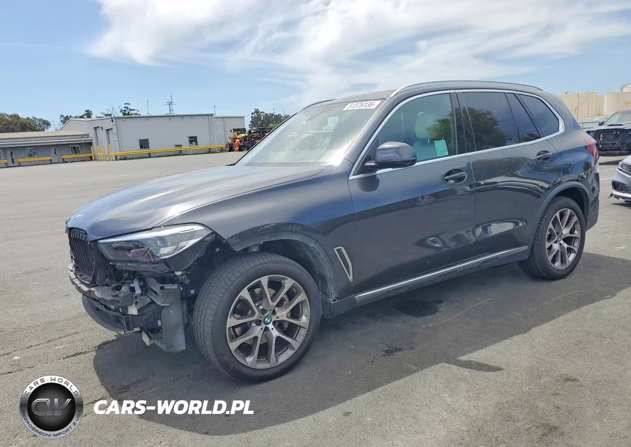 2022 BMW X5 xDrive40I – zdjęcie 1 z 14