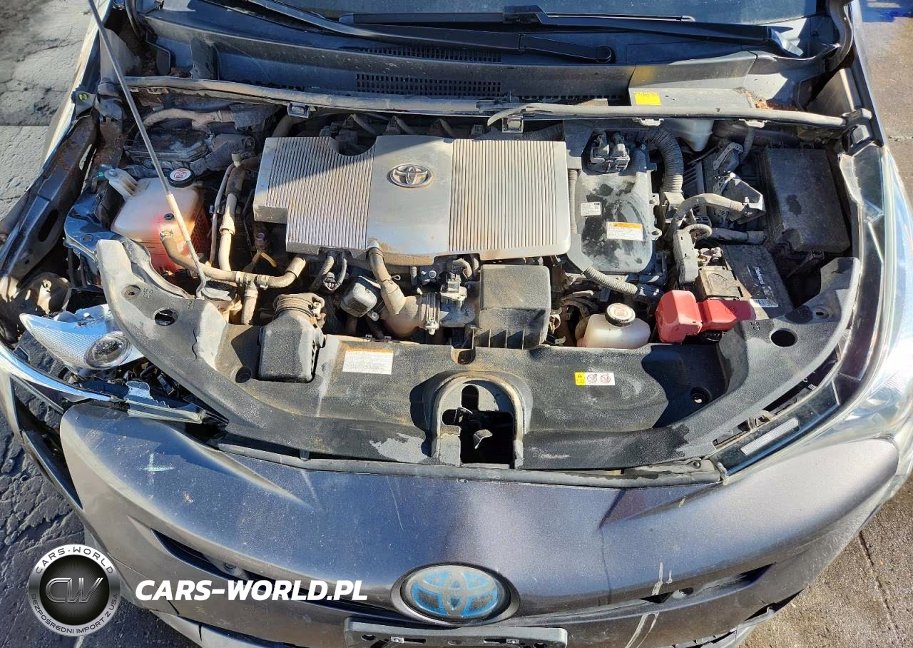 2018 Toyota Prius Two VIN:JTDKBRFU9J3596405 - 11