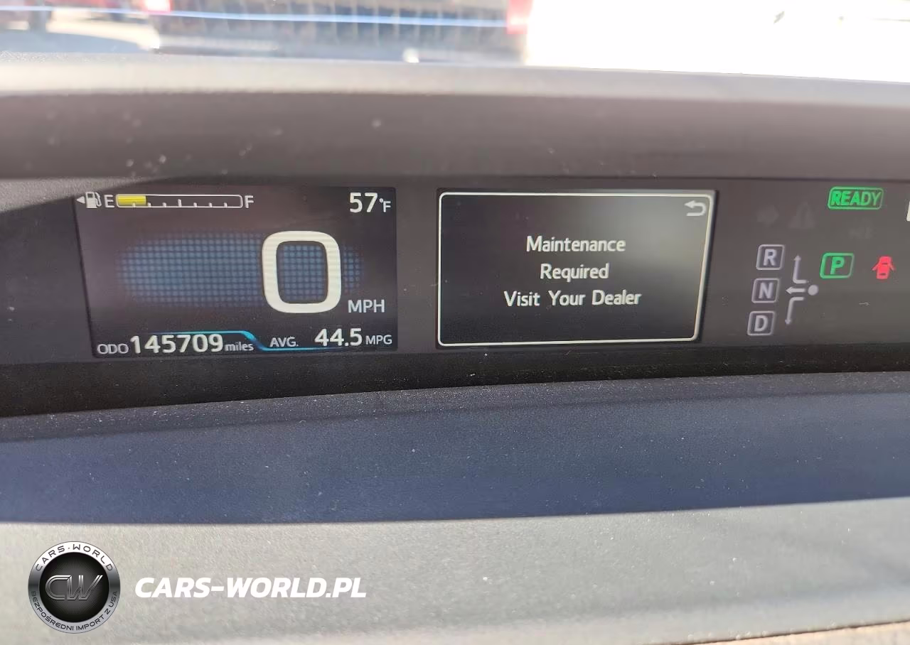 2018 Toyota Prius Two VIN:JTDKBRFU9J3596405 - 9