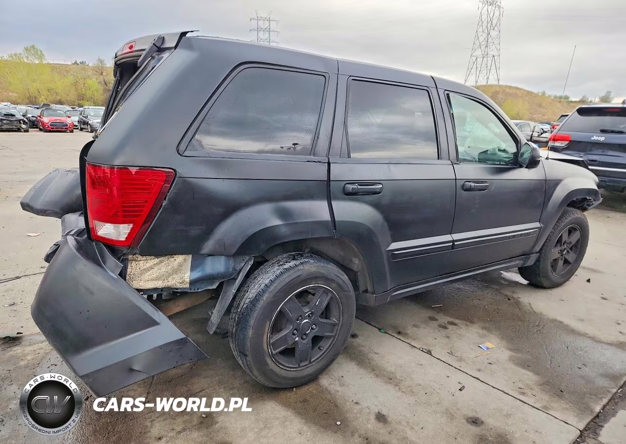 2007 Jeep Grand Cherokee Laredo-Columbia-Freedom VIN:1J8GR48K37C568424 - 3