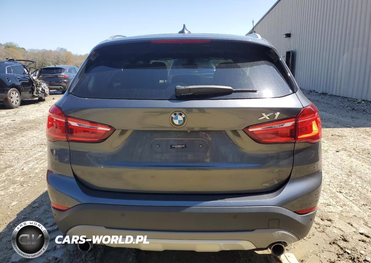 2018 BMW X1 xDrive28I VIN:WBXHT3C39J5K22593 - 6