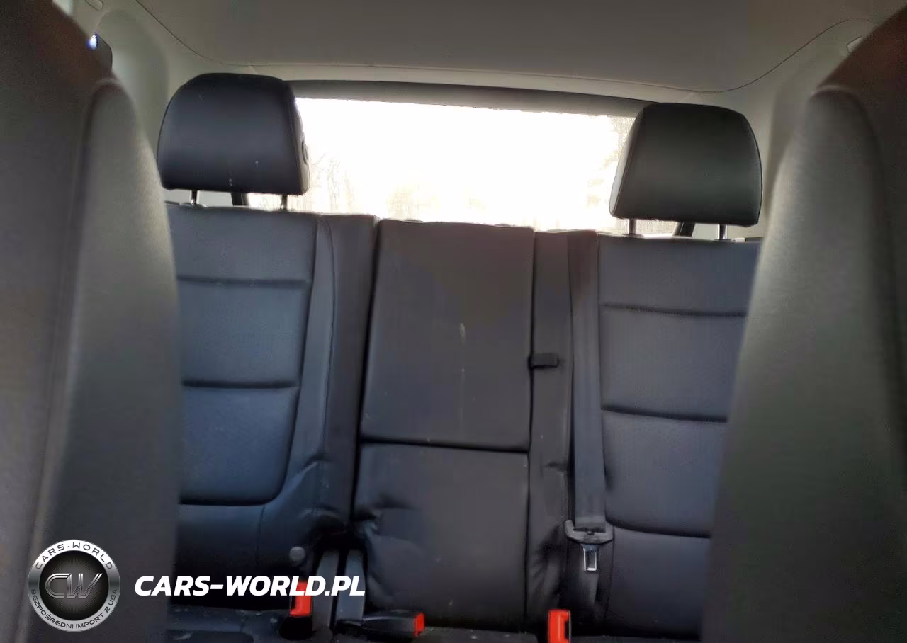 2016 Volkswagen Tiguan S VIN:WVGBV7AX5GW592805 - 10
