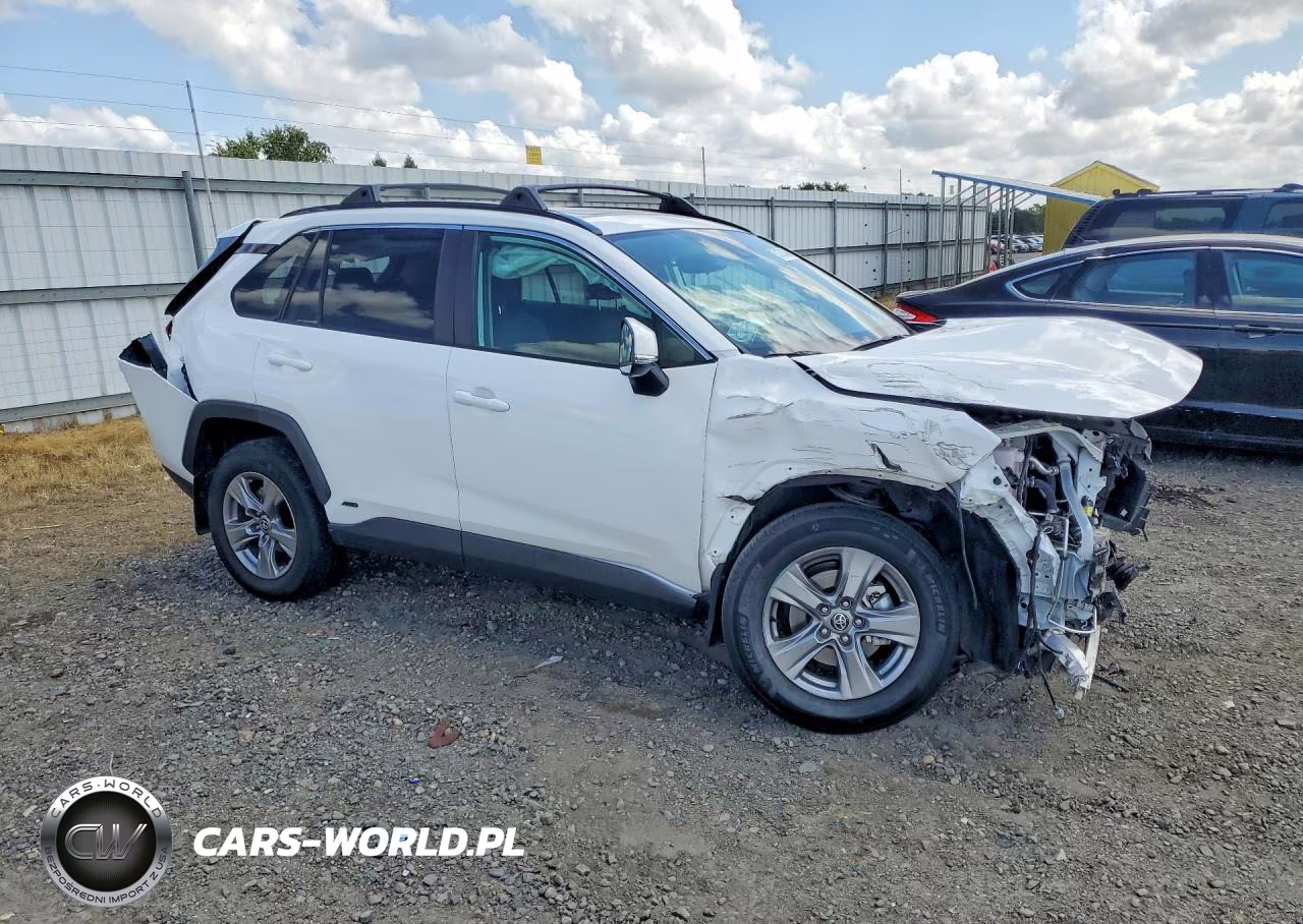 2024 Toyota Rav4 Hybrid Xle VIN:2T3RWRFV3RW247129 - 4