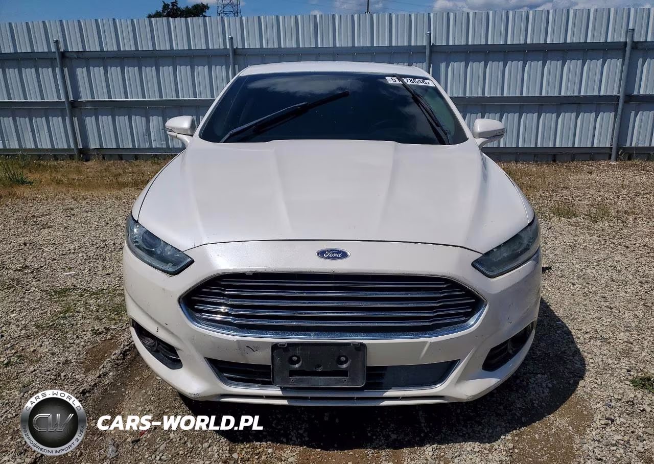 2014 Ford Fusion Titanium Phev VIN:3FA6P0SU1ER356802 - 5