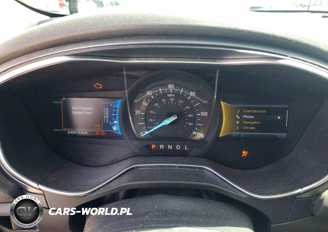 2014 Ford Fusion Titanium Phev VIN:3FA6P0SU1ER356802 - 9