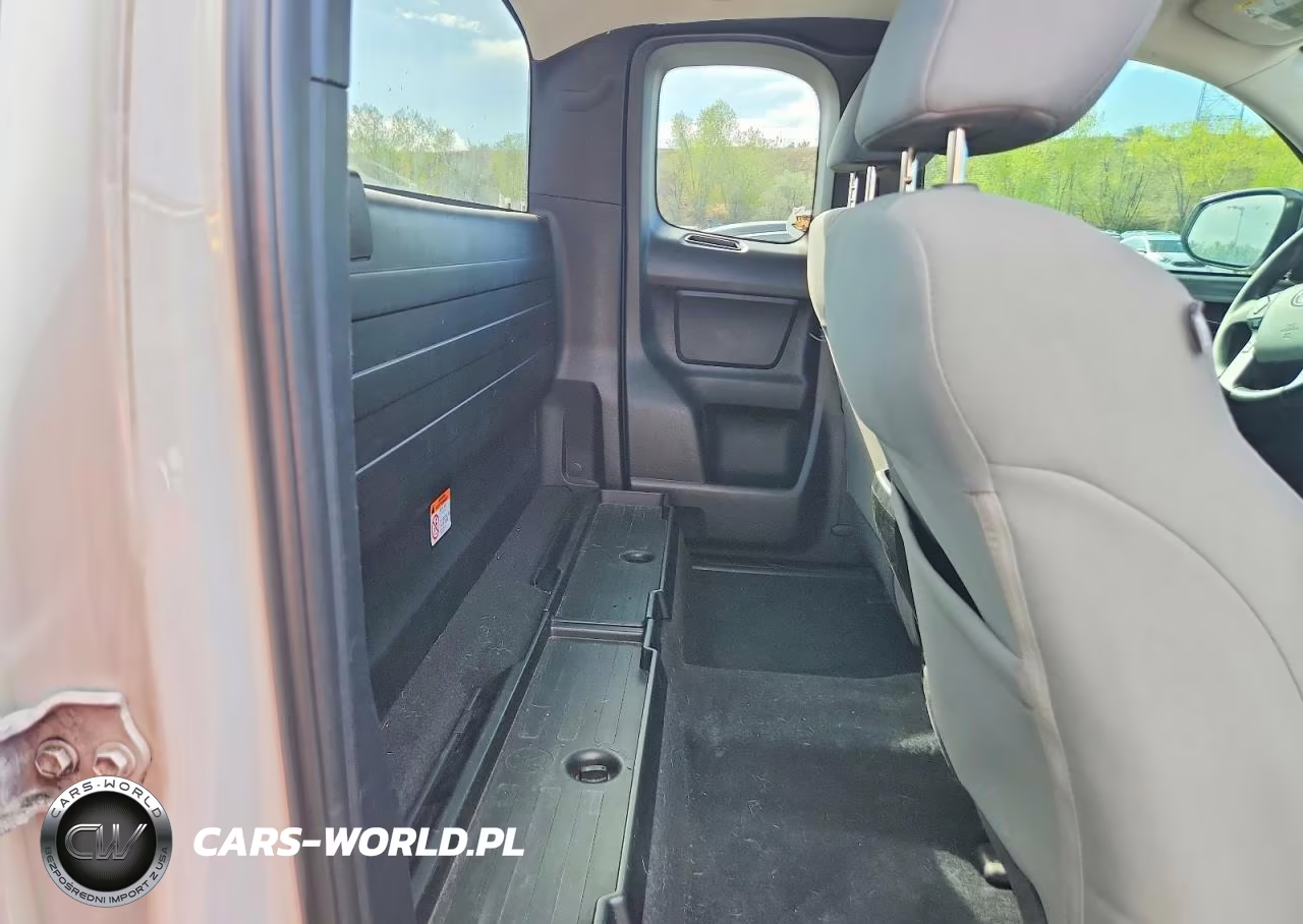 2020 Toyota Tacoma Sr VIN:5TFSX5EN6LX072032 - 10