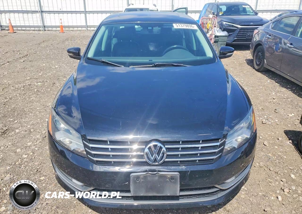 2015 Volkswagen Passat Sel VIN:1VWCS7A39FC056418 - 5