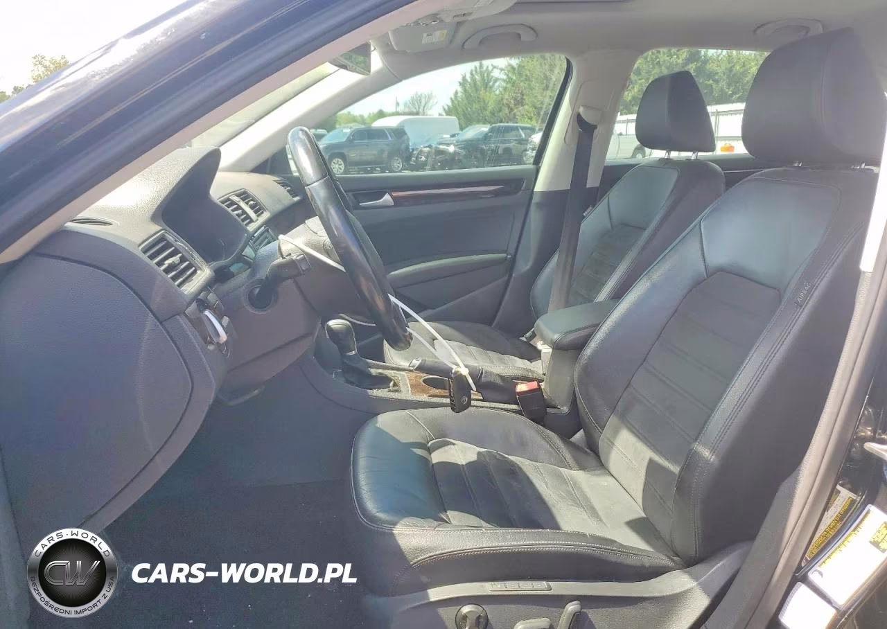 2015 Volkswagen Passat Sel VIN:1VWCS7A39FC056418 - 7