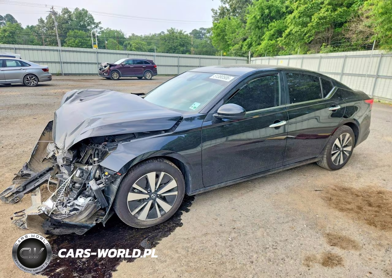 2022 Nissan Altima Sv