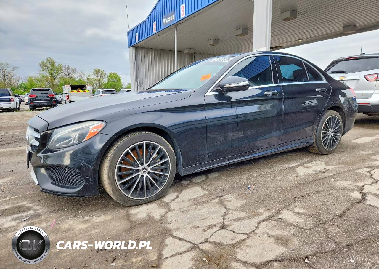 2015 Mercedes-Benz C 300 4Matic