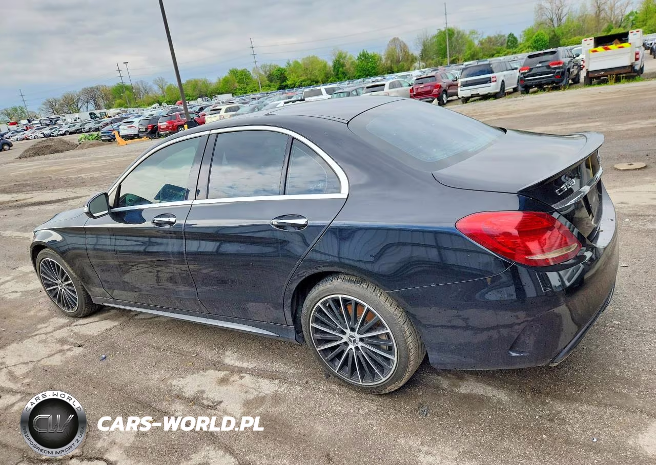 2015 Mercedes-Benz C 300 4Matic VIN:55SWF4KB7FU020639 - 2
