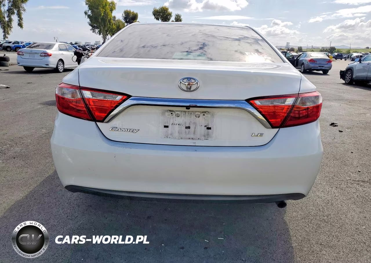 2016 Toyota Camry Le VIN:4T4BF1FK3GR522633 - 6