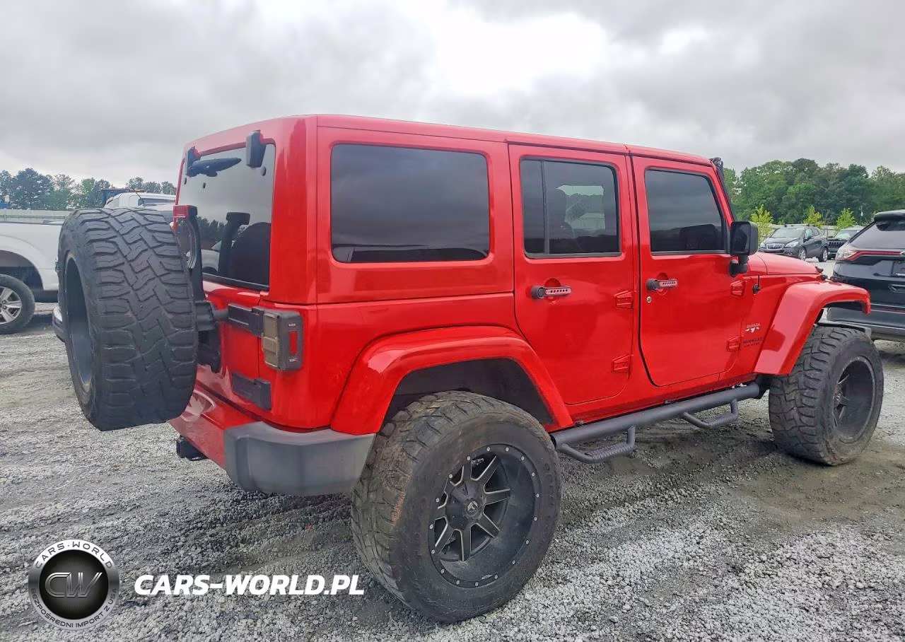 2016 Jeep Wrangler Unlimited Sahara VIN:1C4BJWEGXGL115678 - 3
