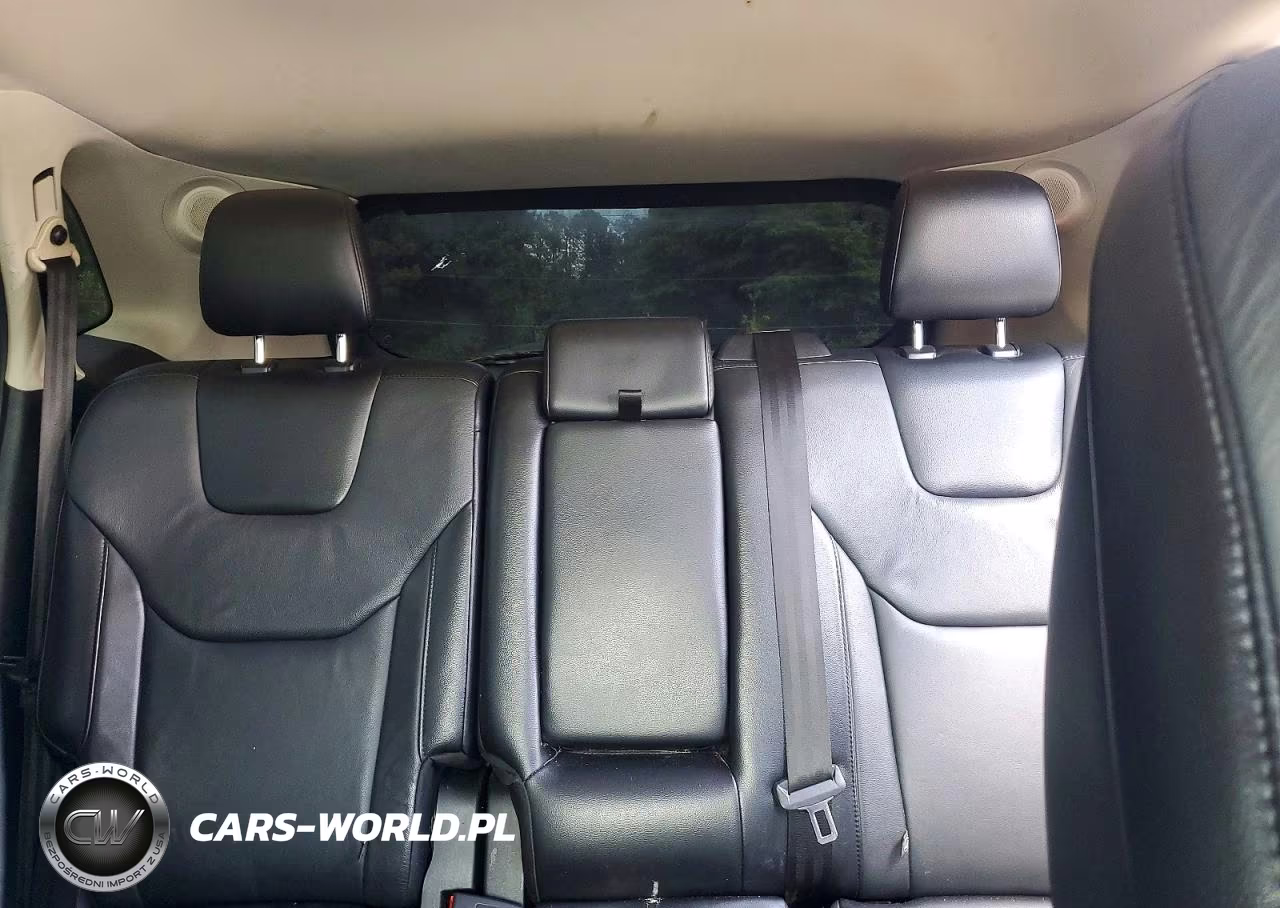 2018 Ford Edge Titanium VIN:2FMPK3K93JBB06346 - 10