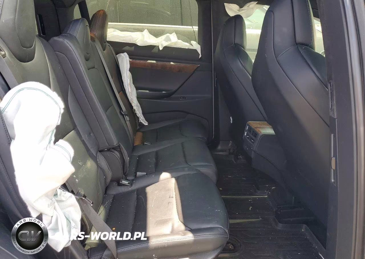 2018 Tesla Model X VIN:5YJXCAE22JF102280 - 11
