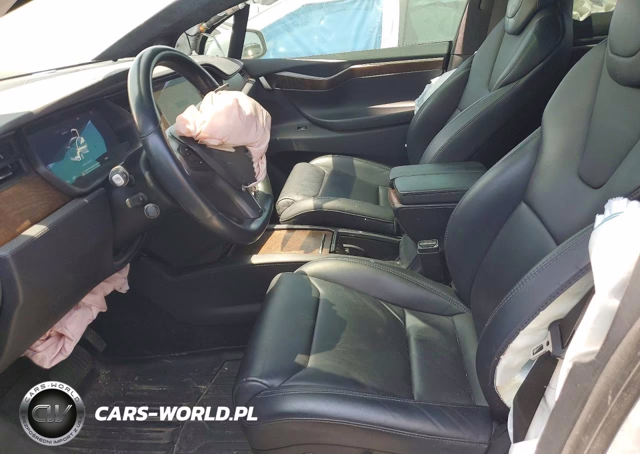 2018 Tesla Model X VIN:5YJXCAE22JF102280 - 7