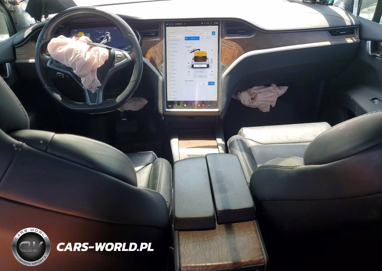 2018 Tesla Model X VIN:5YJXCAE22JF102280 - 8
