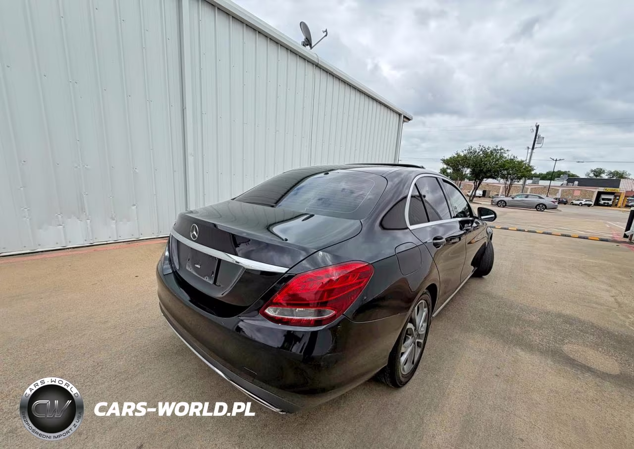 2018 Mercedes-Benz C 300 VIN:55SWF4JB4JU235776 - 4