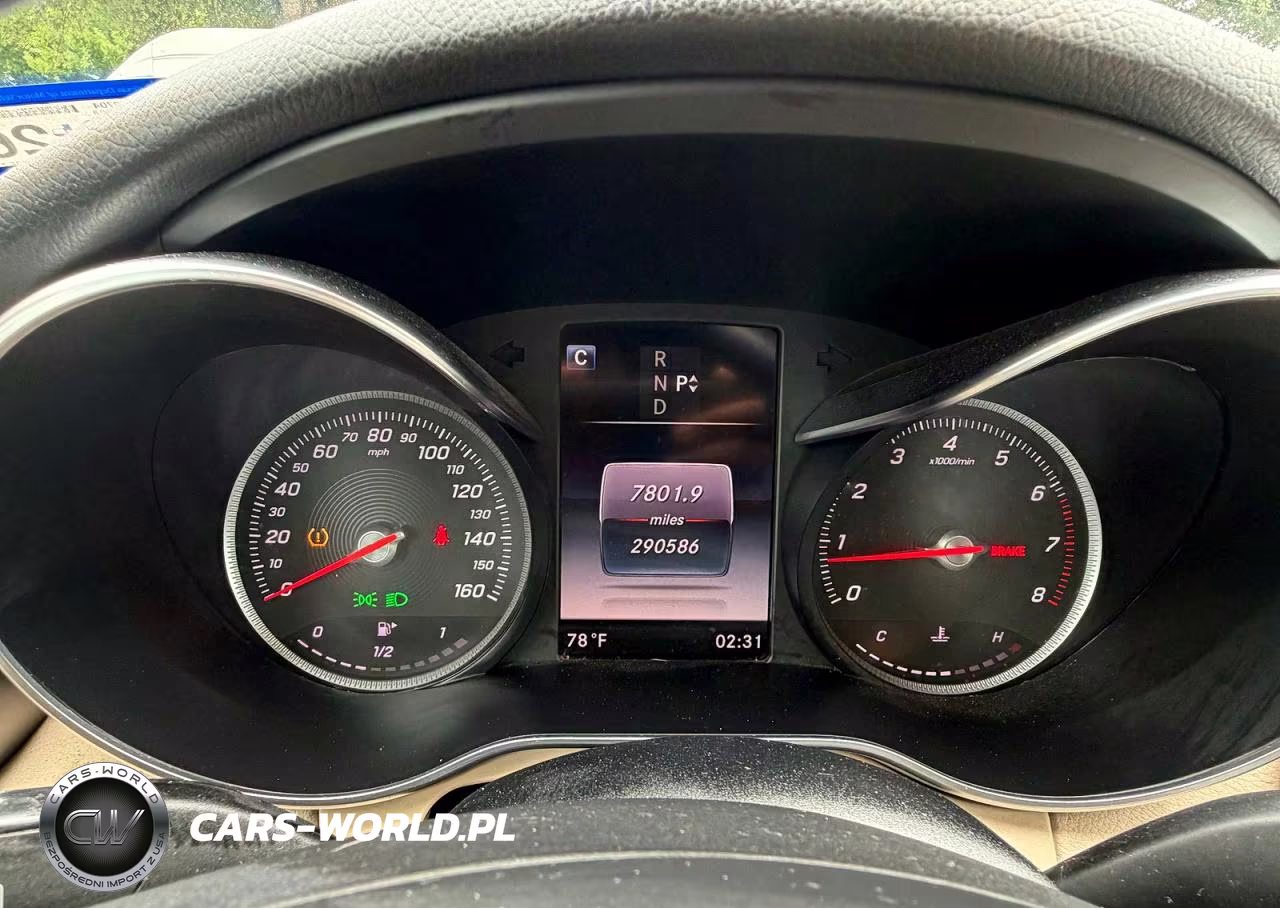 2018 Mercedes-Benz C 300 VIN:55SWF4JB4JU235776 - 8