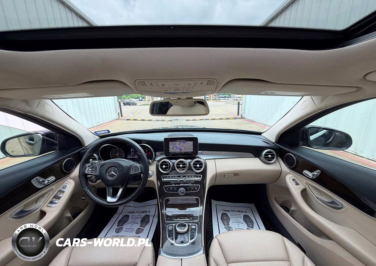 2018 Mercedes-Benz C 300 VIN:55SWF4JB4JU235776 - 9