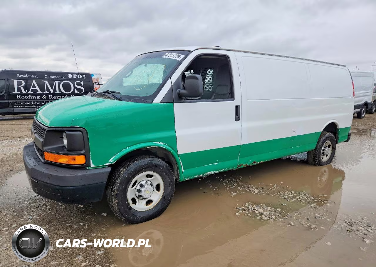 2014 Chevrolet Express 3500 Cargo Delivery Van