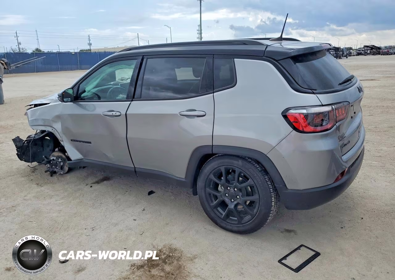 2022 Jeep Compass Latitude VIN:3C4NJDBB4NT228618 - 2