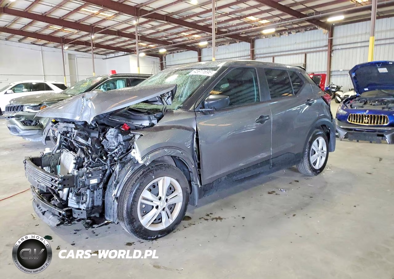 2024 Nissan Kicks S