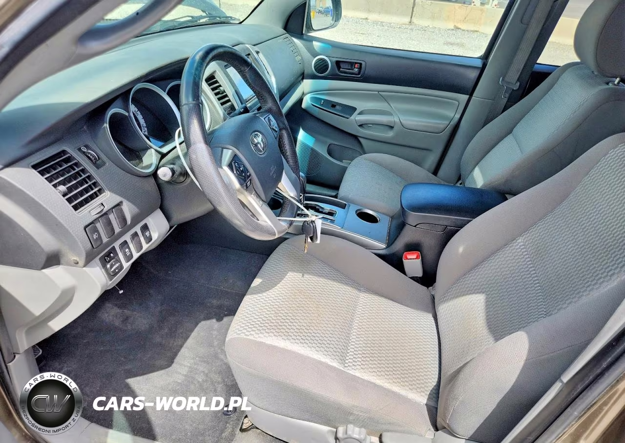 2015 Toyota Tacoma V6 VIN:3TMLU4EN5FM166968 - 7