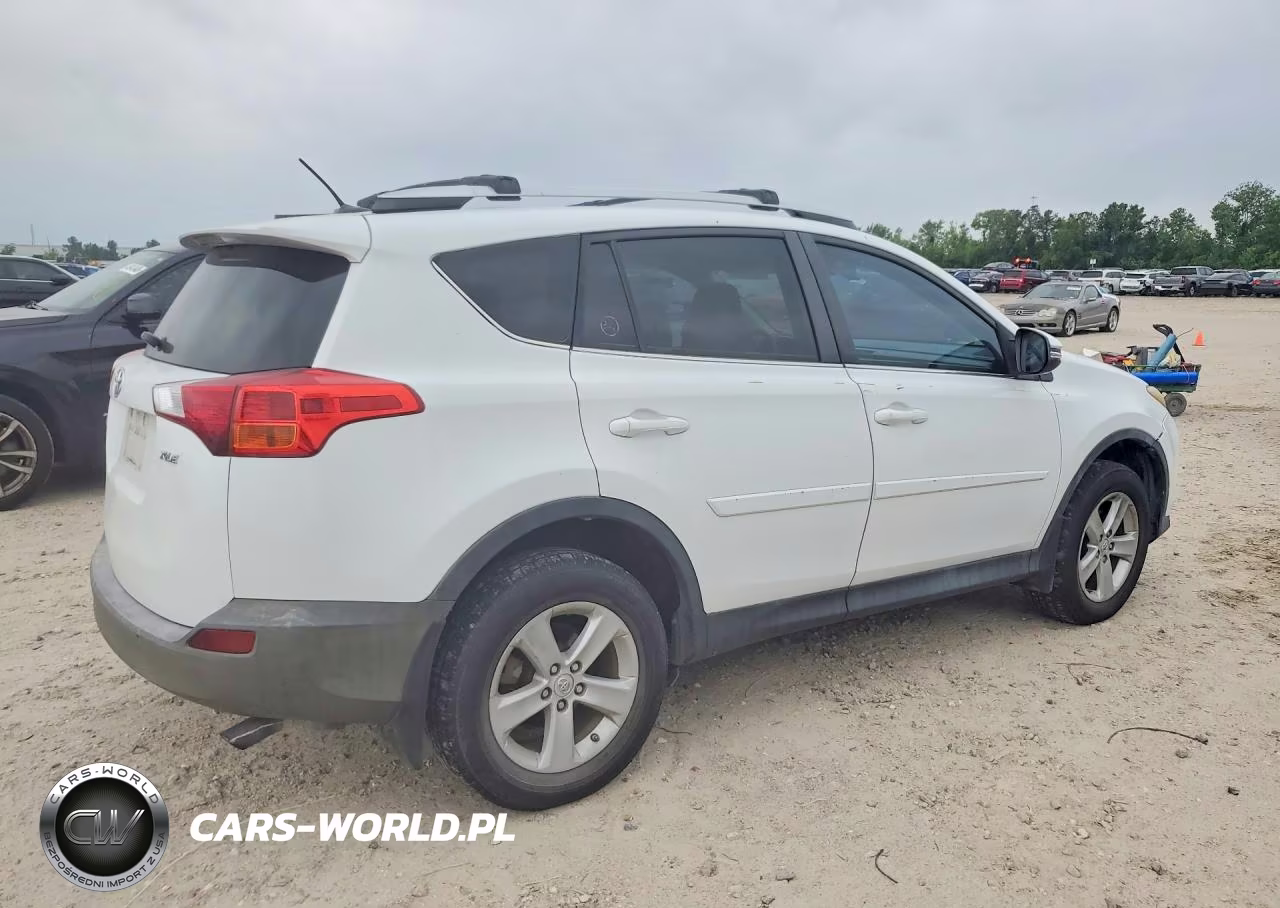 2013 Toyota Rav4 Xle VIN:2T3WFREV9DW018130 - 3