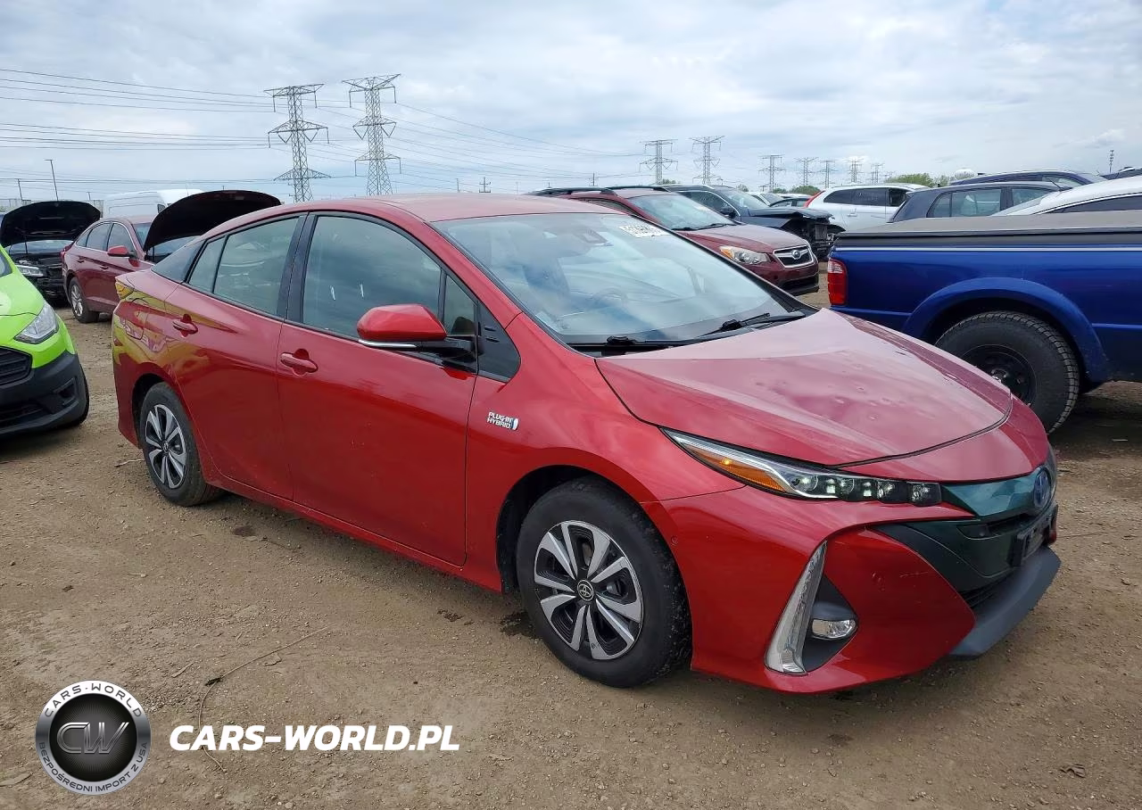 2018 Toyota Prius Prime Advanced VIN:JTDKARFP1J3070301 - 4