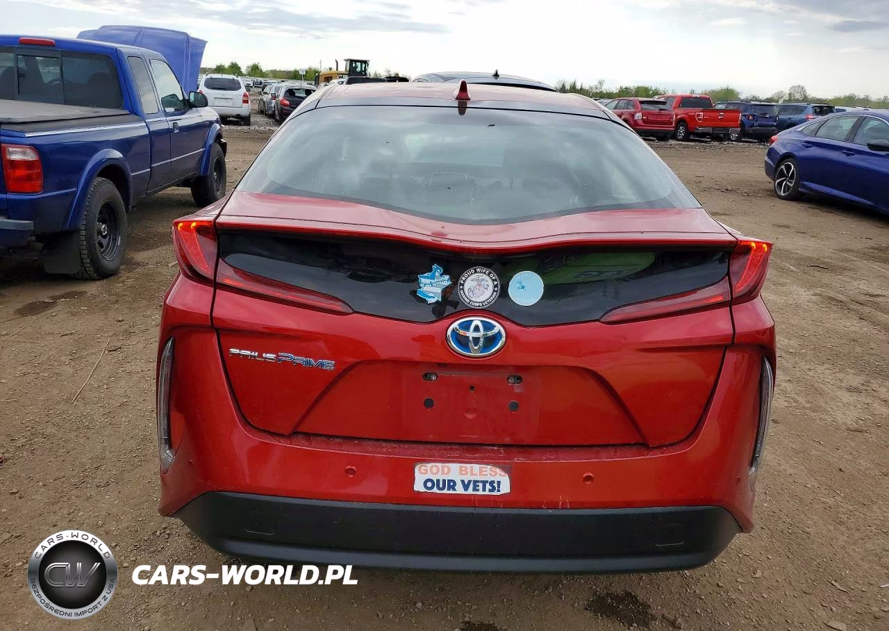2018 Toyota Prius Prime Advanced VIN:JTDKARFP1J3070301 - 6