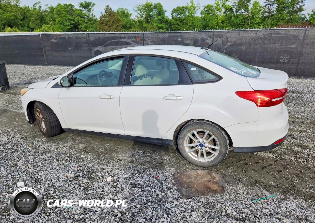 2015 Ford Focus Se VIN:1FADP3F25FL343875 - 2