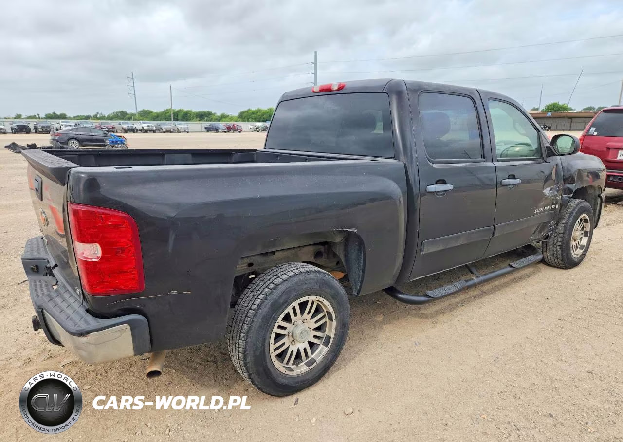 2008 Chevrolet Silverado C1500 VIN:2GCEC13C081136265 - 3