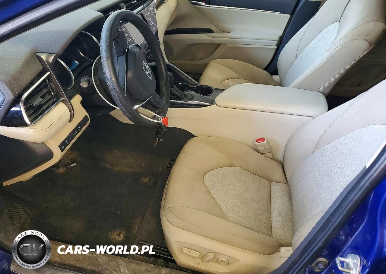 2018 Toyota Camry Le VIN:4T1B11HK0JU638188 - 7