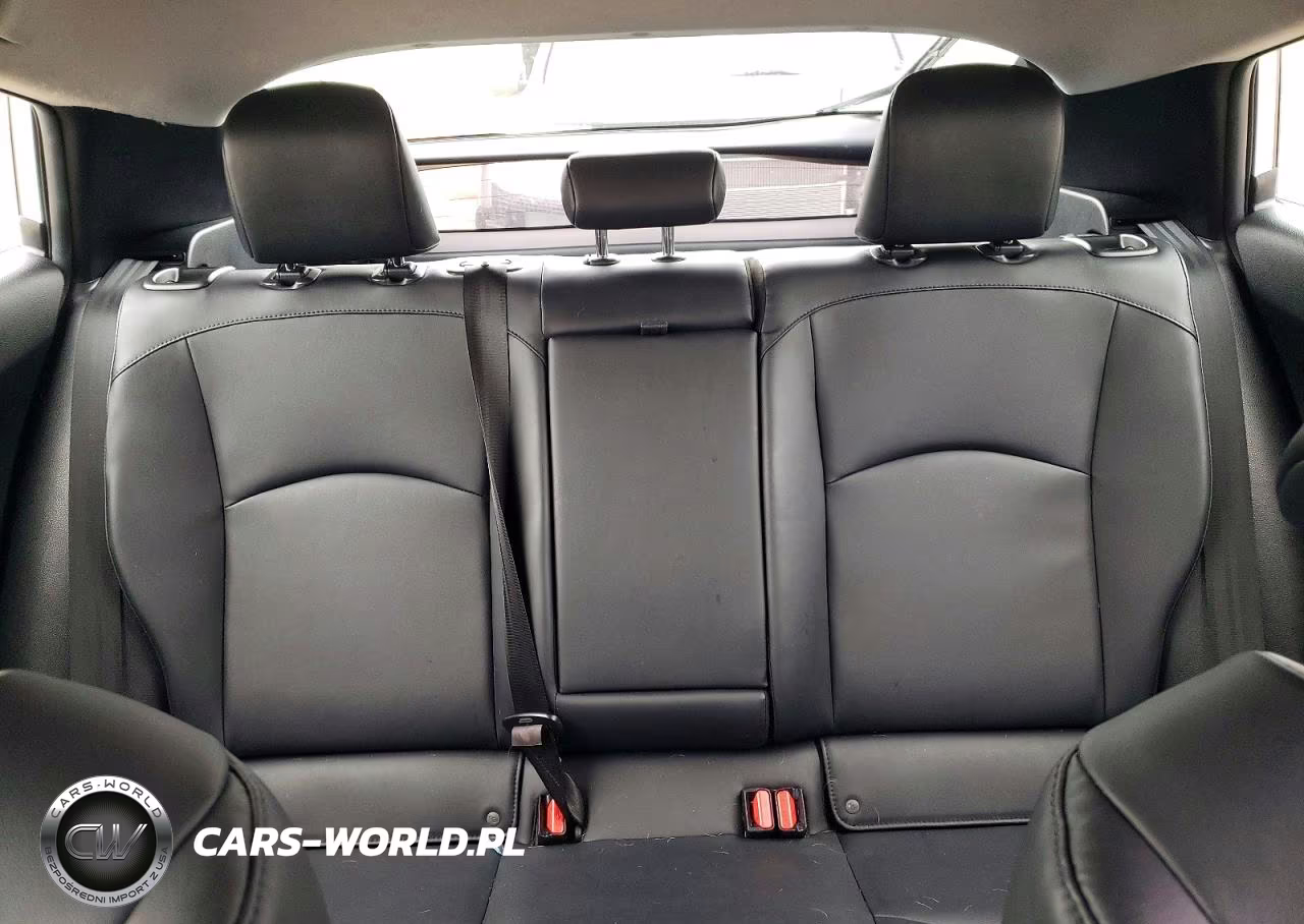 2019 Toyota Prius Xle Awd-E VIN:JTDL9RFUXK3011607 - 10