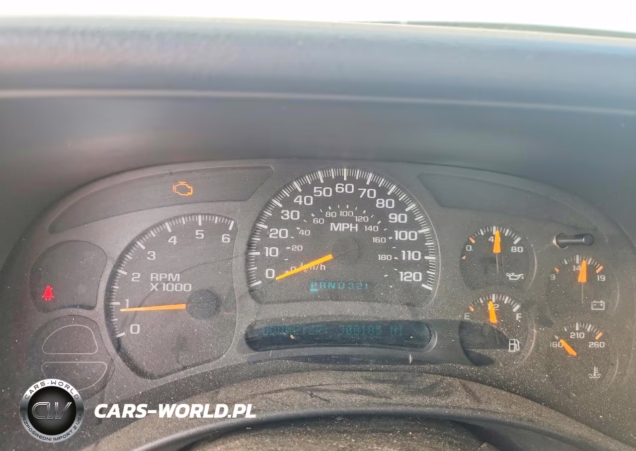 2005 Chevrolet Silverado C1500 VIN:1GCEC14V35Z112738 - 9