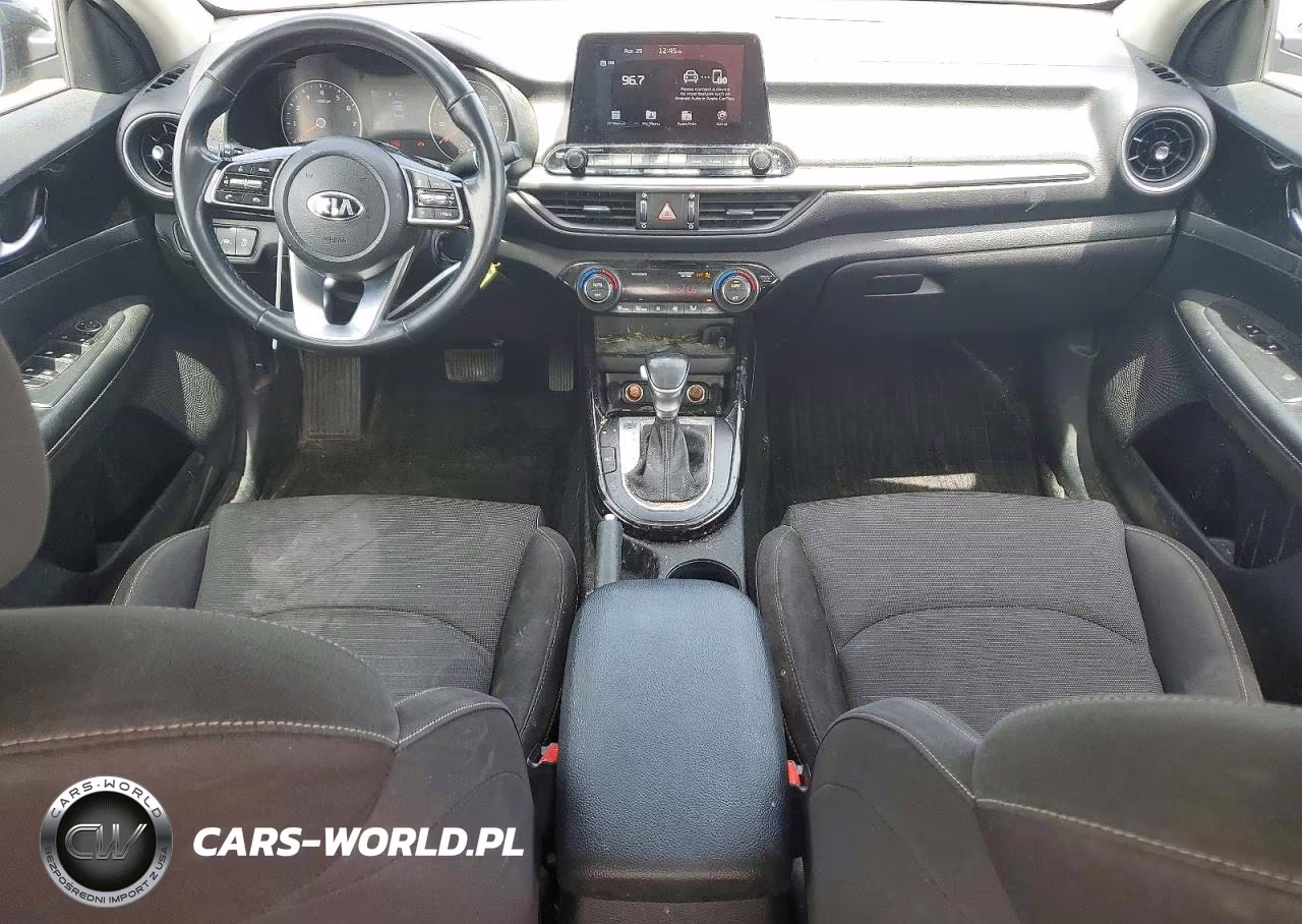 2019 Kia Forte S VIN:3KPF34AD6KE014702 - 8