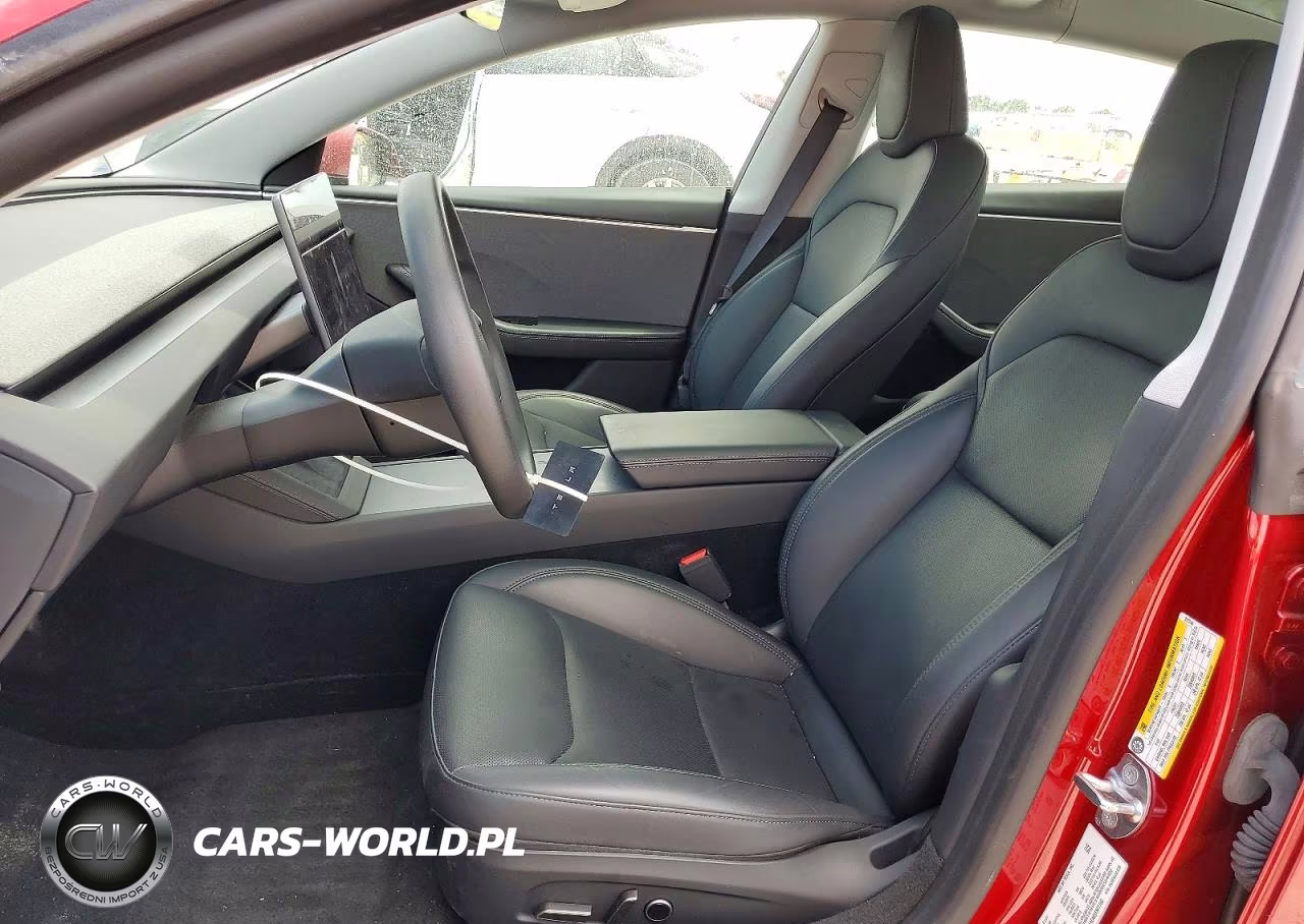 2025 Tesla Model 3 VIN:5YJ3E1EA0SF977746 - 7