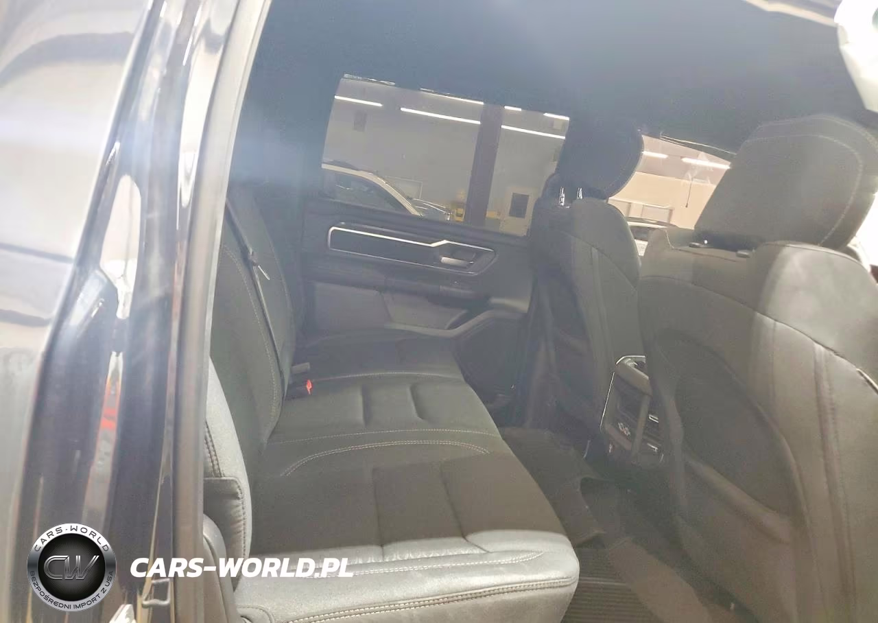 2026 Ram 1500 Big Horn VIN:1C6SRFFT7TN228613 - 10