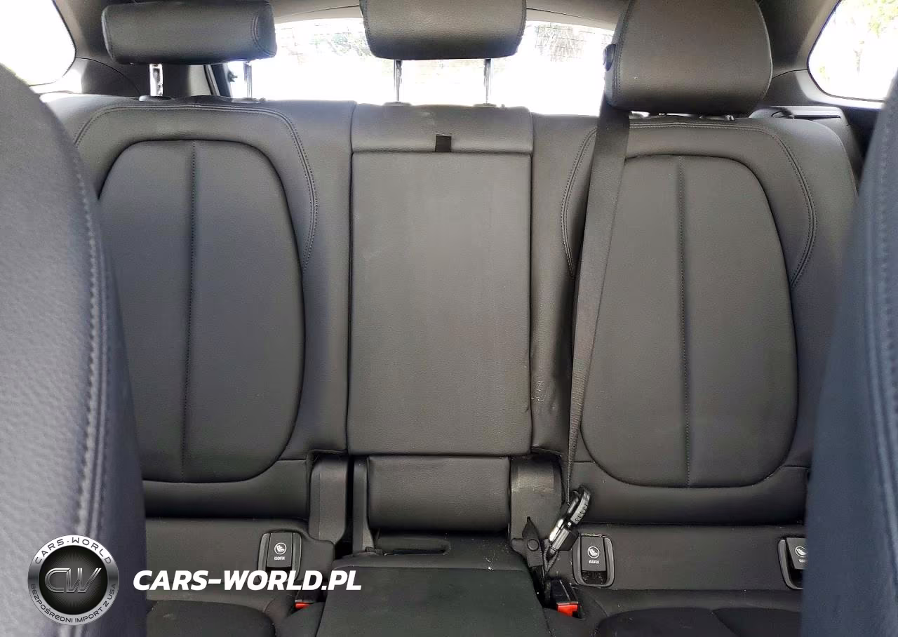 2020 BMW X1 Sdrive28I VIN:WBXJG7C01L5R26809 - 10