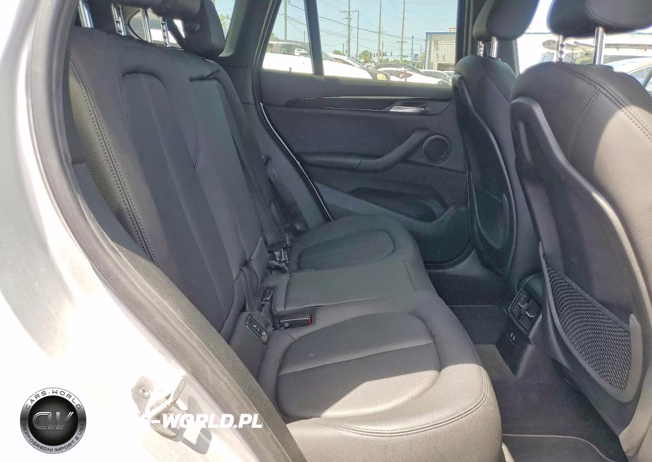2020 BMW X1 Sdrive28I VIN:WBXJG7C01L5R26809 - 11