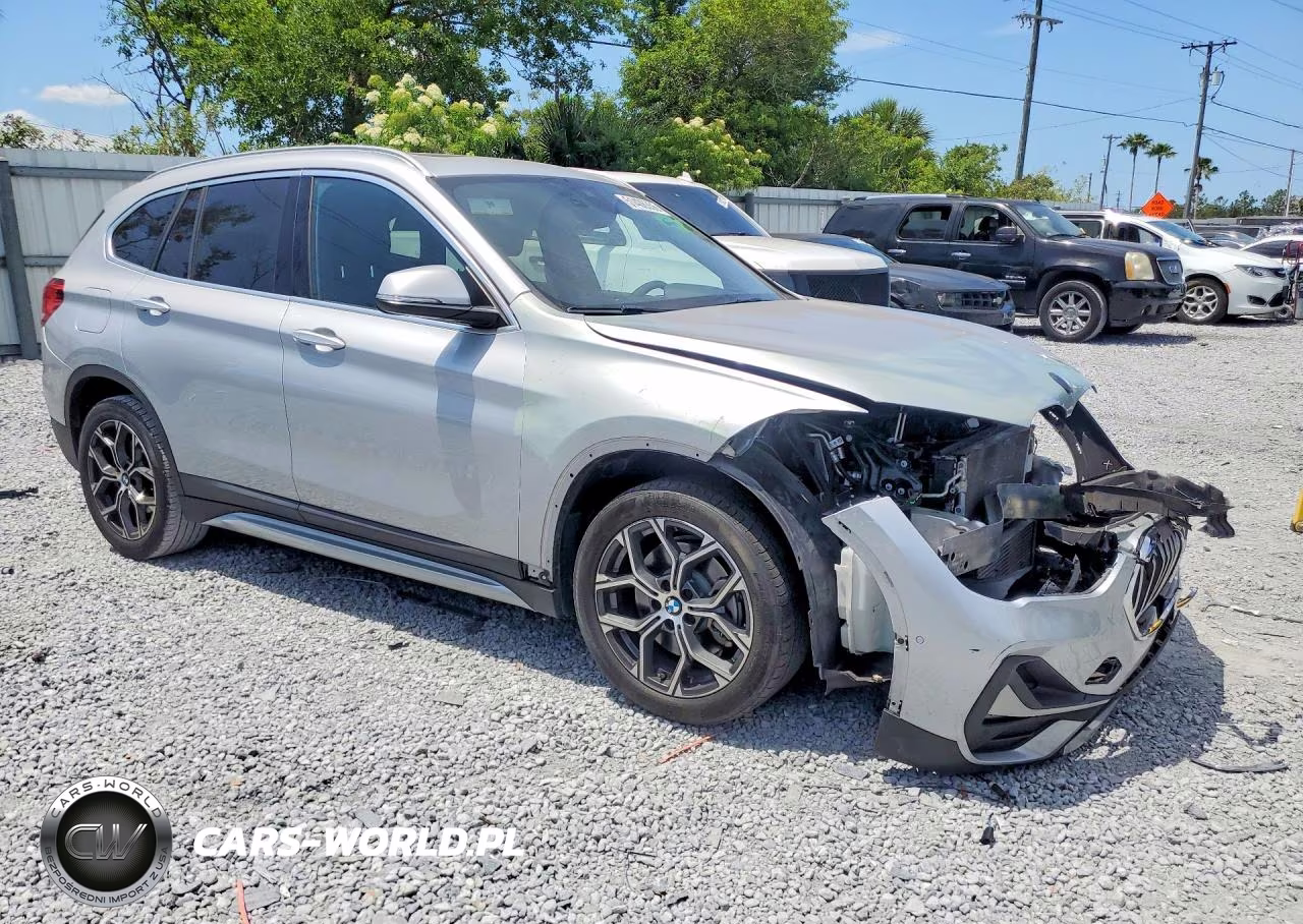 2020 BMW X1 Sdrive28I VIN:WBXJG7C01L5R26809 - 4