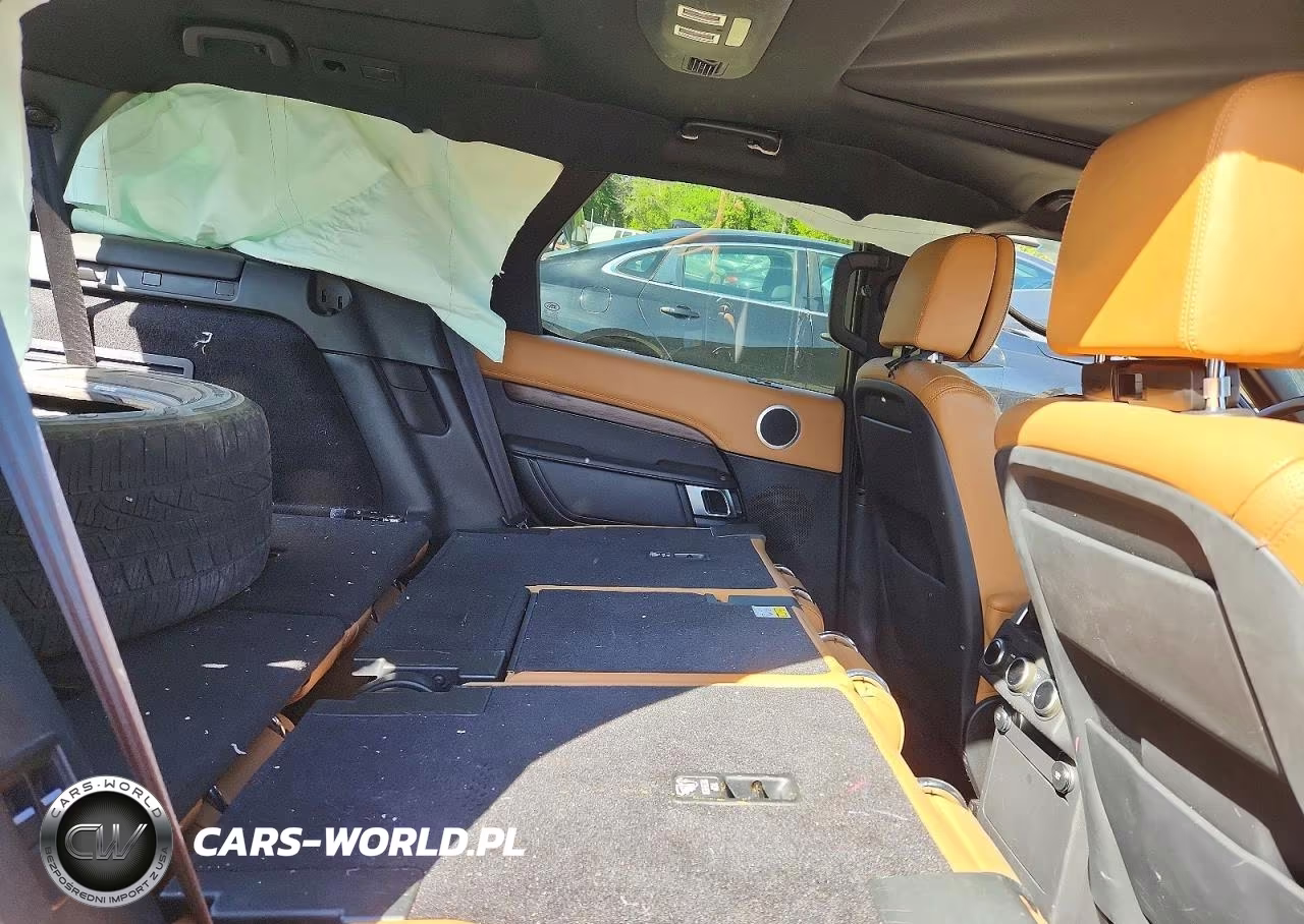 2019 Land Rover Discovery Hse Luxury VIN:SALRT2RV7K2401067 - 11