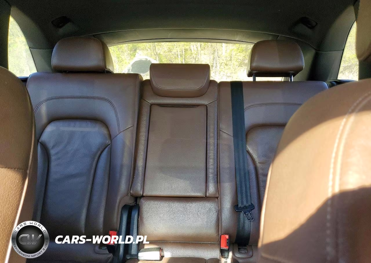 2015 Audi Q5 Premium VIN:WA1CFAFP0FA051713 - 10