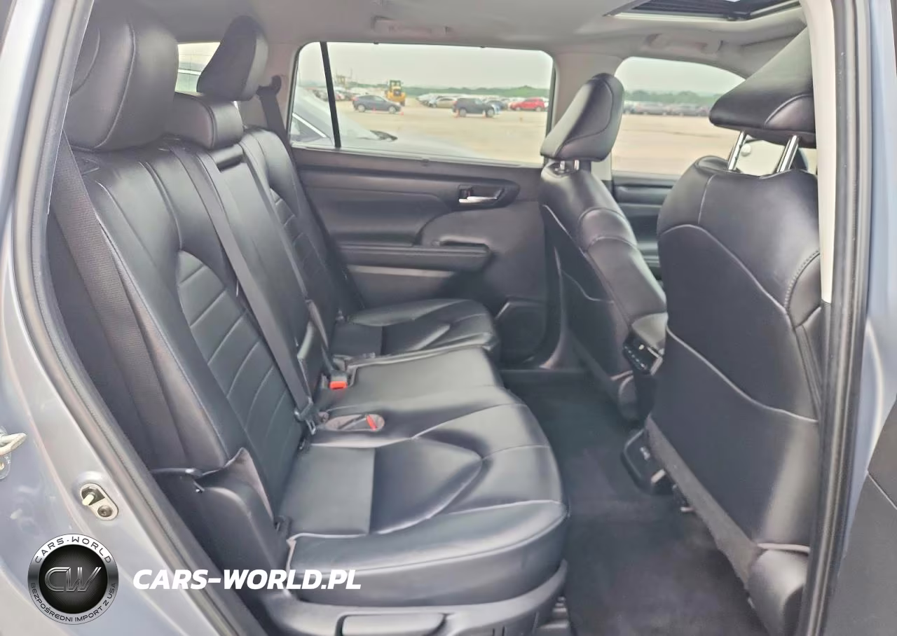 2023 Toyota Highlander Xle VIN:5TDKDRAH1PS018083 - 10