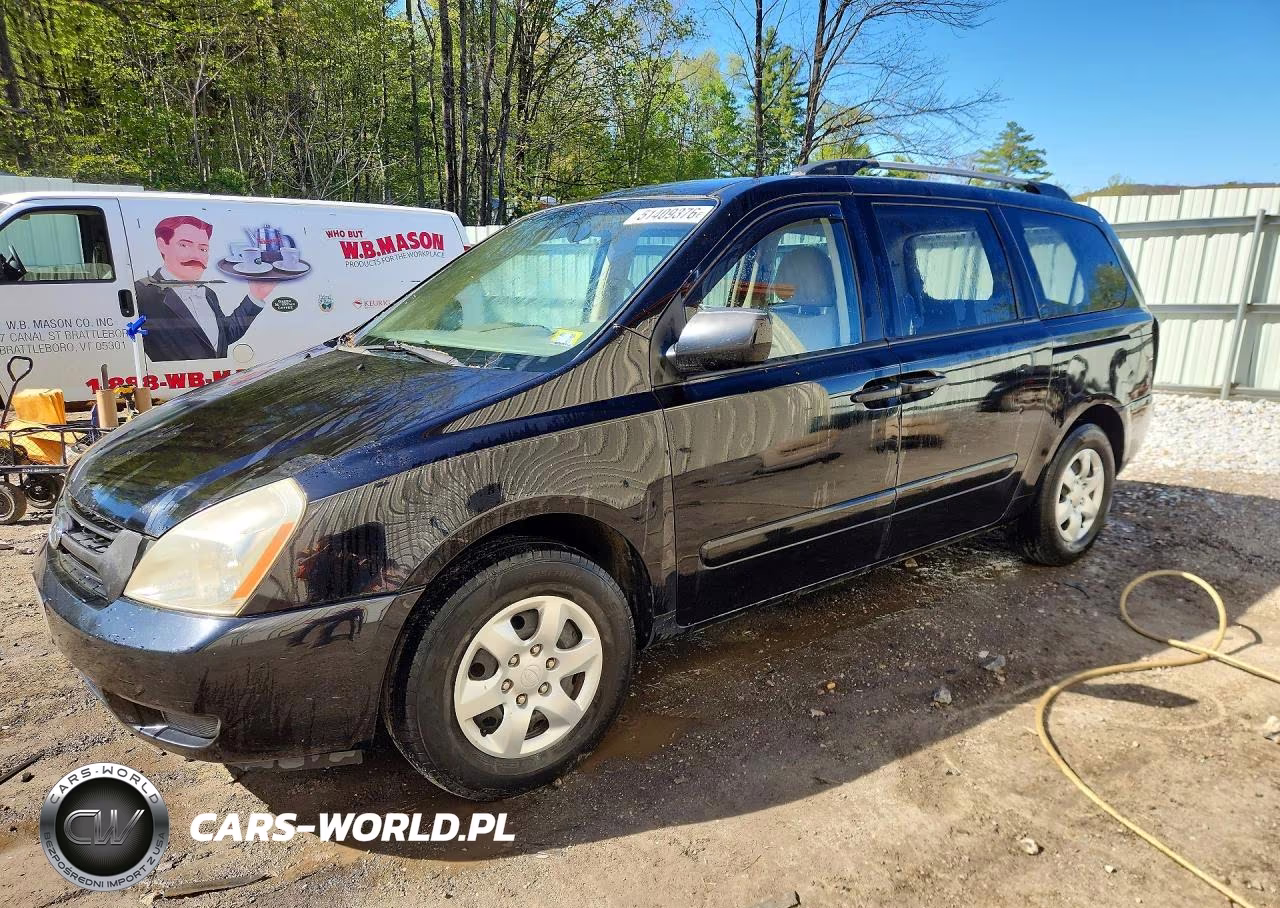 2010 Kia Sedona Lx